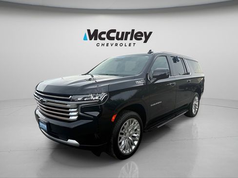 Certified 2024 Chevrolet Suburban High Country image 1