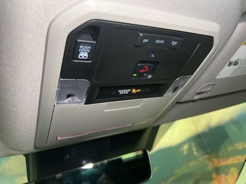 Used 2024 Toyota Tundra Limited image 54