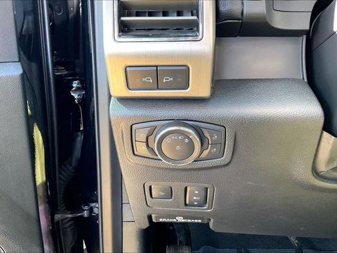 Used 2021 Ford F350 Platinum image 31