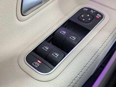 Used 2021 Mercedes-Benz A 220 image 16