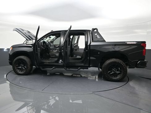 Used 2022 Chevrolet Silverado 1500 LT Trail Boss AWD/4WD image 33