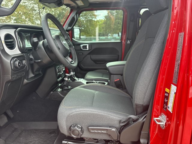 Used 2026 Jeep Wrangler Unlimited Sport AWD/4WD image 15