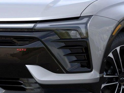 New 2026 Chevrolet Blazer EV SS w/ Performance Package AWD/4WD image 43