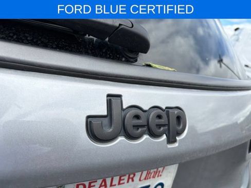 Used 2019 Jeep Compass Trailhawk AWD/4WD image 28