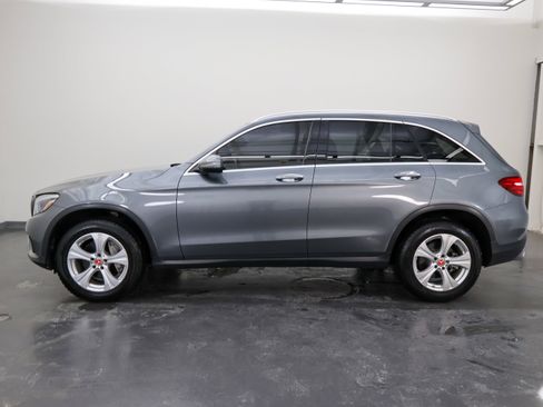 Used 2018 Mercedes-Benz GLC 300 GLC 300 w/ Premium Package image 6