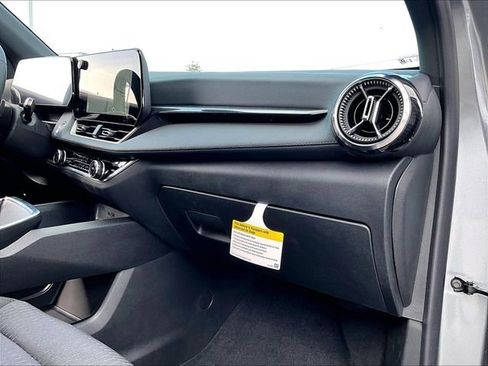 New 2026 Chevrolet Equinox LT w/ Midnight Edition FWD image 27