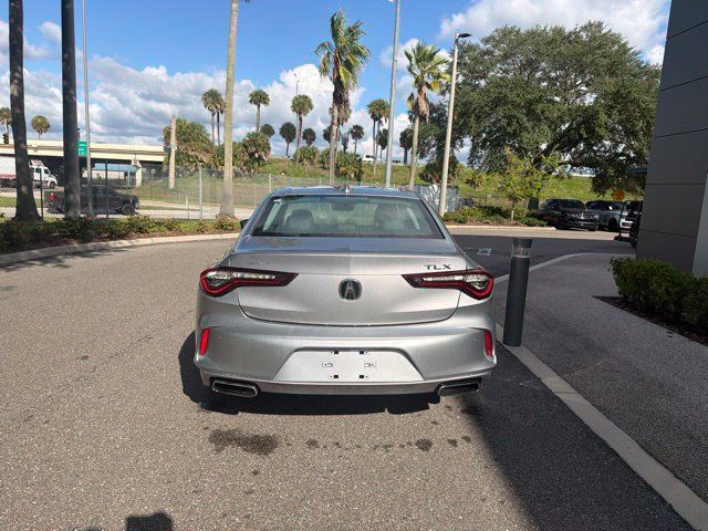 Used 2023 Acura TLX w/ Technology Package FWD image 4