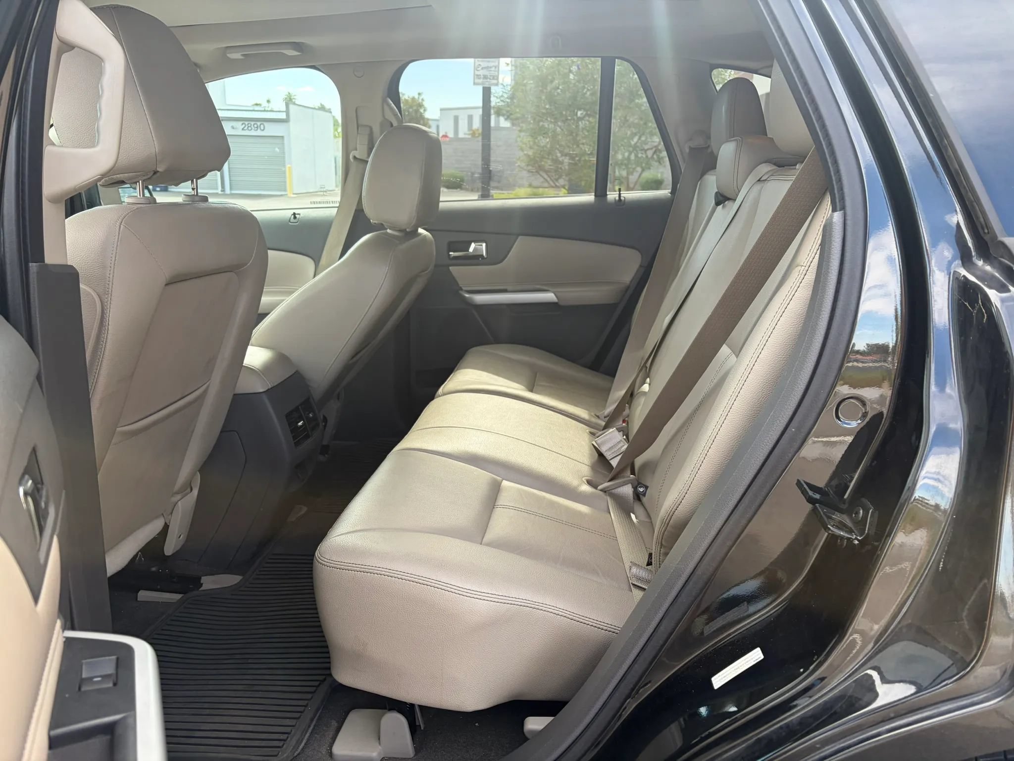 Used 2013 Ford Edge SEL FWD image 10