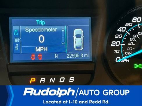 Used 2018 Ford Taurus SE image 16