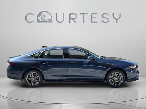 Used 2026 Honda Accord EX-L image 8