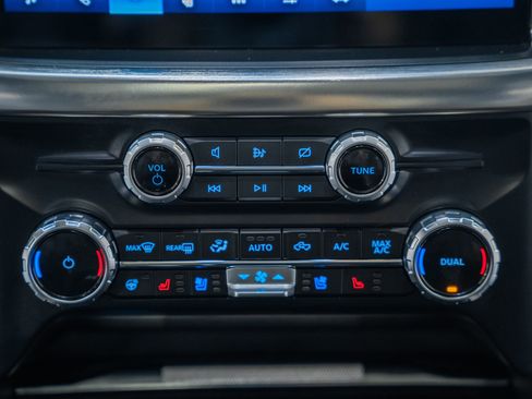 Certified 2023 Ford F150 Lariat w/ Equipment Group 502A High image 29