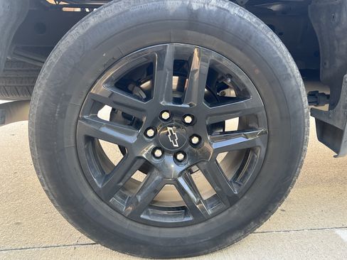 Used 2022 Chevrolet Silverado 1500 Custom RWD image 12
