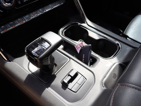Used 2024 GMC Sierra 1500 AT4 w/ AT4 Premium Package AWD/4WD image 26
