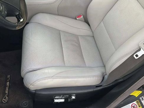 Used 2013 Lexus LS 460 L image 12