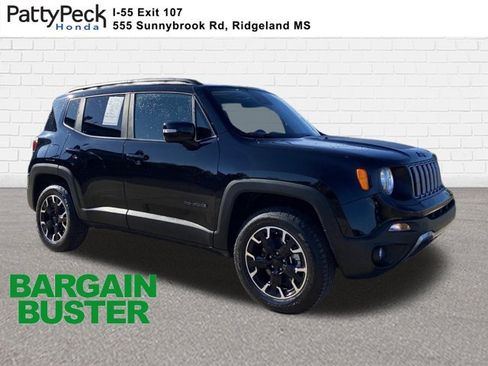 Used 2023 Jeep Renegade Latitude AWD/4WD image 1
