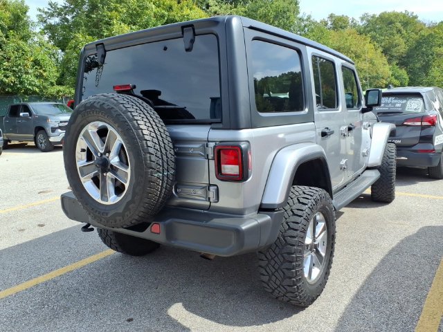 Used 2018 Jeep Wrangler Unlimited Sahara AWD/4WD image 5