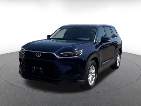 Used 2025 Toyota Grand Highlander FWD image 15