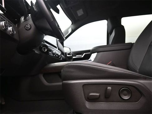 Used 2023 GMC Sierra 1500 SLT w/ SLT Premium Package image 9