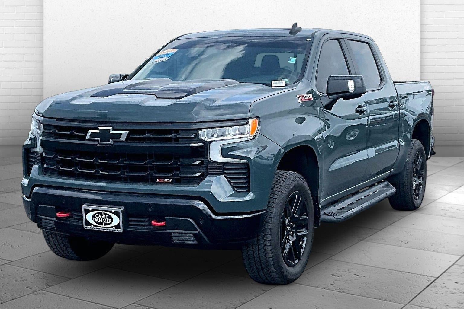 Used 2025 Chevrolet Silverado 1500 LT Trail Boss w/ LT Trail Boss Premium Package AWD/4WD image 13