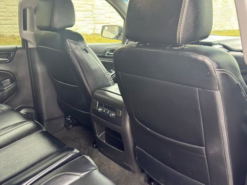 Used 2018 GMC Yukon SLE image 34