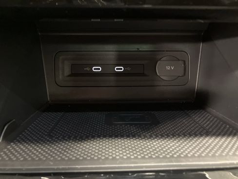 Used 2023 Volkswagen Atlas Cross Sport SEL Premium R-Line image 22