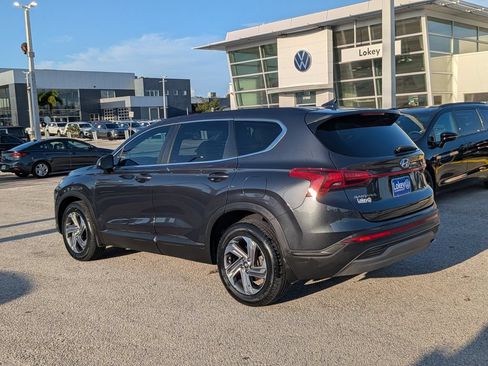 Used 2023 Hyundai Santa Fe SE FWD image 4