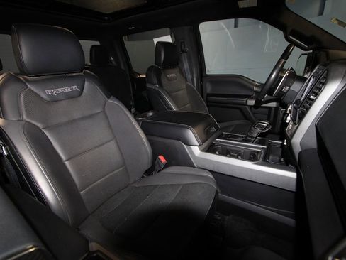 Used 2019 Ford F150 Raptor w/ Equipment Group 802A Luxury image 28