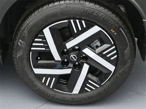 New 2026 Nissan Kicks SV image 8