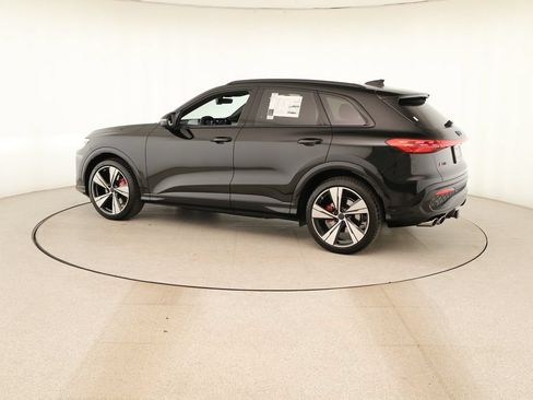 New 2026 Audi SQ5 Premium Plus AWD/4WD image 3