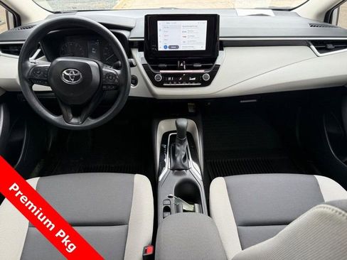 Used 2025 Toyota Corolla LE w/ LE Premium Package image 13