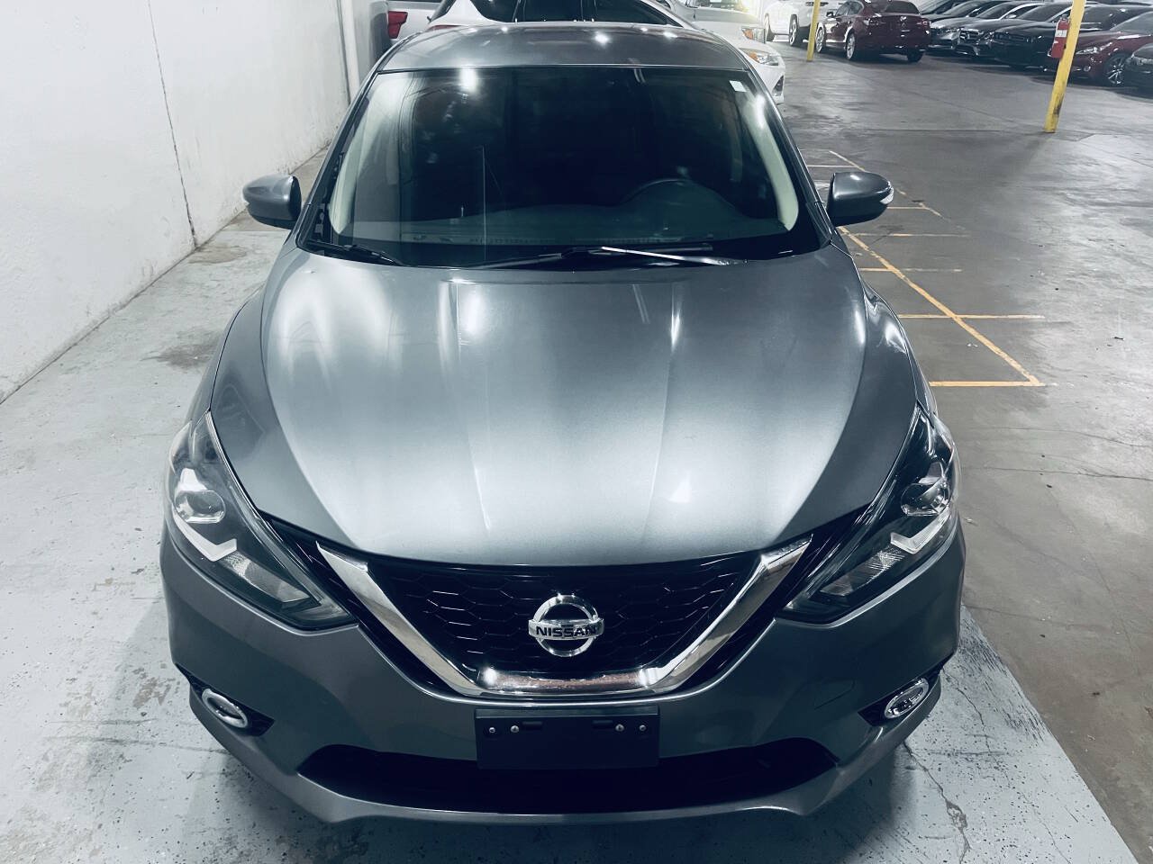 Used 2018 Nissan Sentra SR FWD image 2
