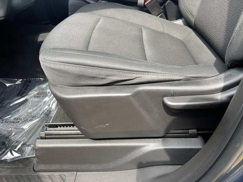 Used 2021 Chevrolet Silverado 1500 Custom AWD/4WD image 16
