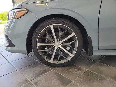 Used 2023 Honda Civic Touring image 17