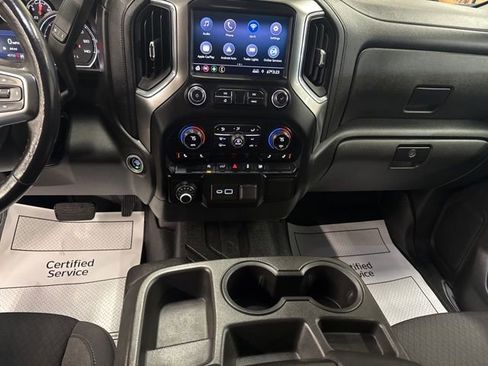Used 2021 Chevrolet Silverado 1500 LT image 18