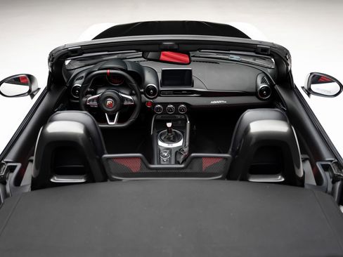 Used 2019 FIAT 124 Spider Abarth w/ Convenience Group RWD image 67