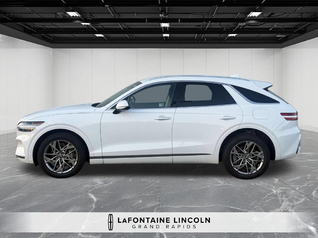 Used 2025 Genesis GV70 2.5T AWD/4WD image 2