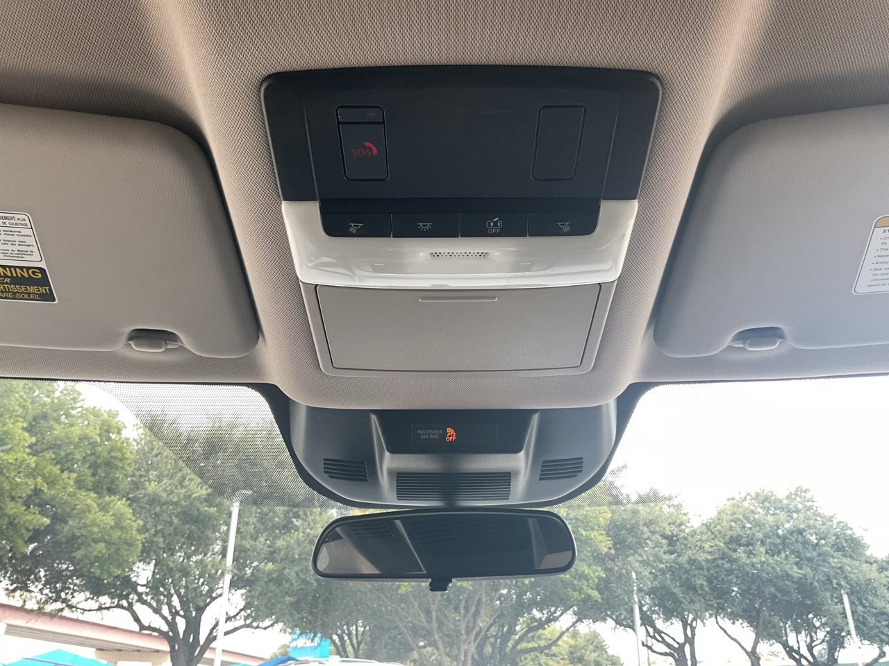 Used 2025 Nissan Rogue SV FWD image 13