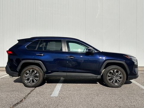Used 2024 Toyota RAV4 Limited AWD/4WD image 7