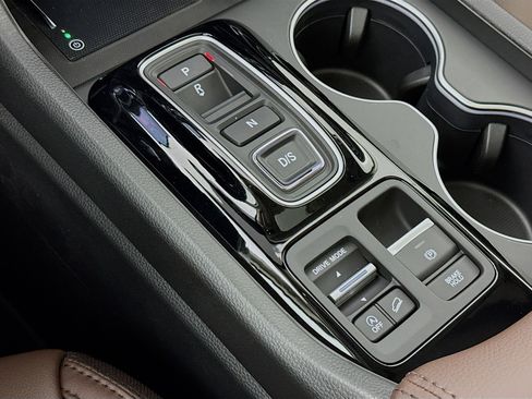 New 2026 Honda Pilot Touring image 17