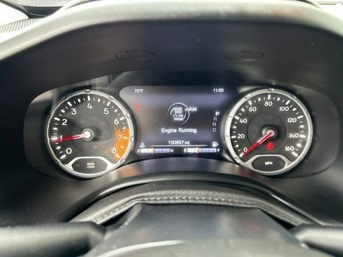 Used 2016 Jeep Renegade Trailhawk w/ Premium Trailhawk Package AWD/4WD image 13