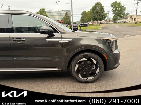 New 2026 Kia Sorento EX AWD/4WD image 6