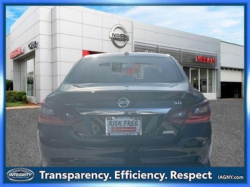 Used 2018 Nissan Altima 2.5 SR w/ SR Special Edition image 7