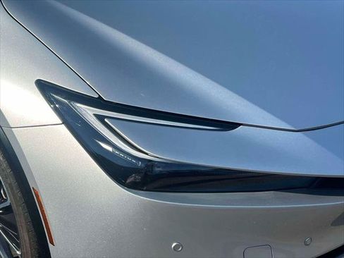 Certified 2024 Toyota Prius XLE AWD/4WD image 10