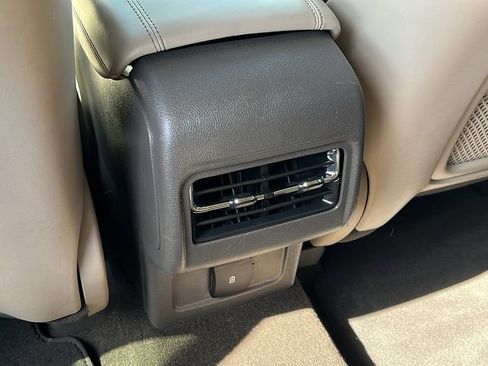 Certified 2022 Lincoln Corsair FWD image 10