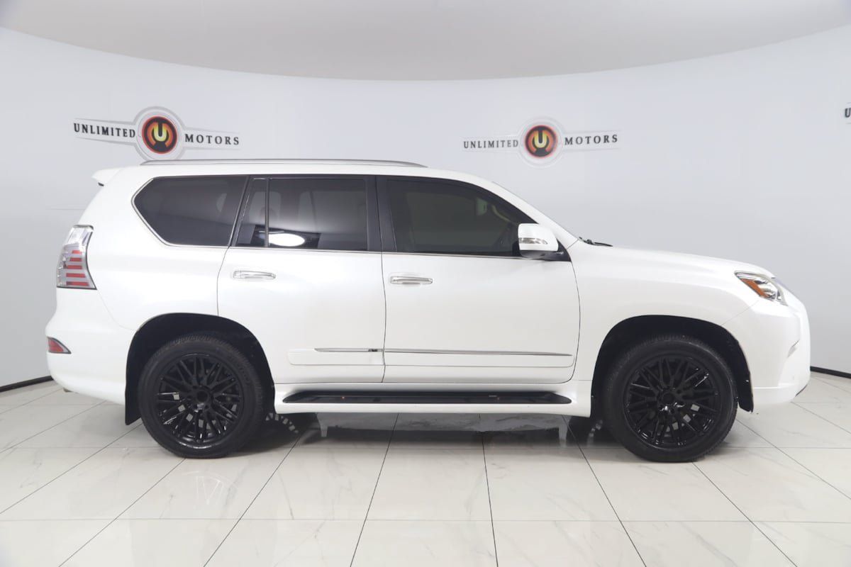 Used 2015 Lexus GX 460 Luxury AWD/4WD image 2