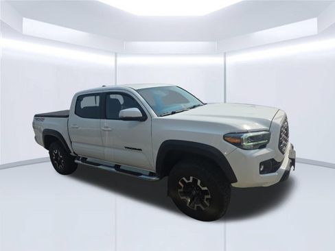 Used 2023 Toyota Tacoma TRD Off-Road AWD/4WD image 42