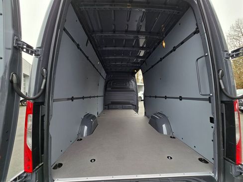 New 2025 Mercedes-Benz Sprinter 2500 image 15