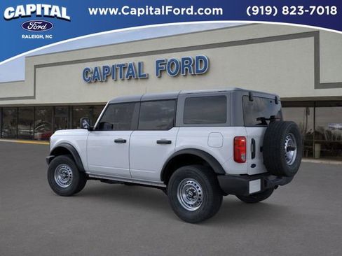 New 2026 Ford Bronco 4-Door image 4
