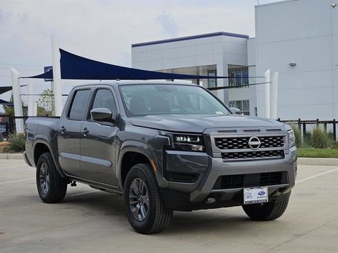 Used 2026 Nissan Frontier SV w/ Tow Package image 2