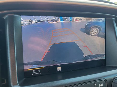 Certified 2022 GMC Canyon Denali w/ Denali Black Edition Package image 18